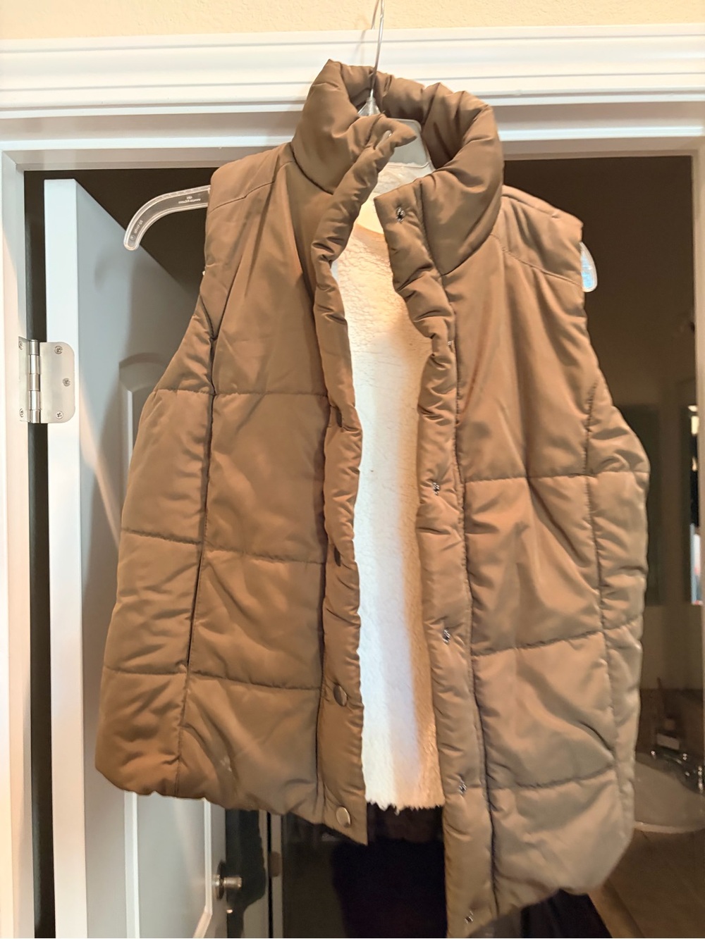 Fantastic Fawn Quilted Puffer Vest in Tan